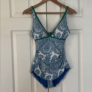 TOMMY BAHAMA Bandana Paisley V-Neck swimsuit one piece